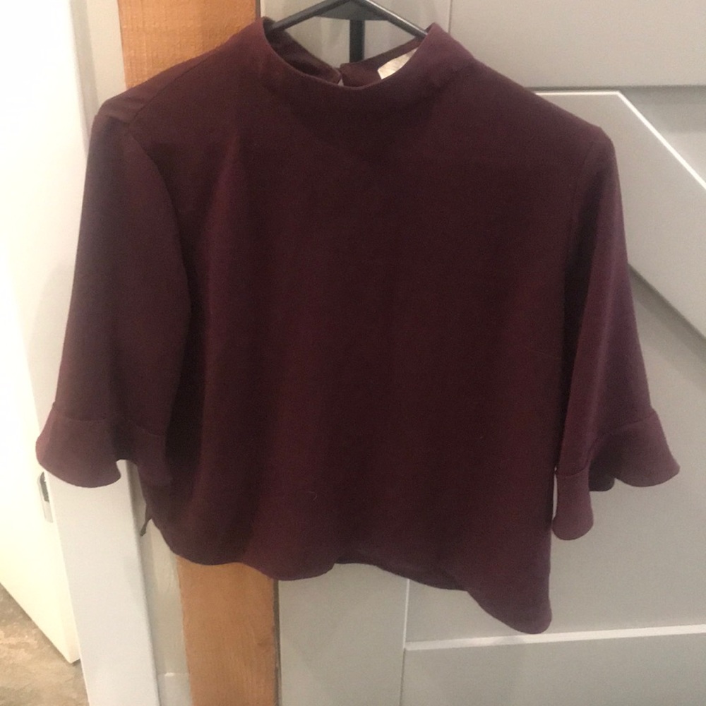 Flutter sleeve blouse